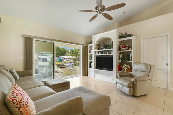 $450,000 | 1914 Southeast 30th Street, Okeechobee, FL 34974