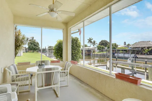 $450,000 | 1914 Southeast 30th Street, Okeechobee, FL 34974