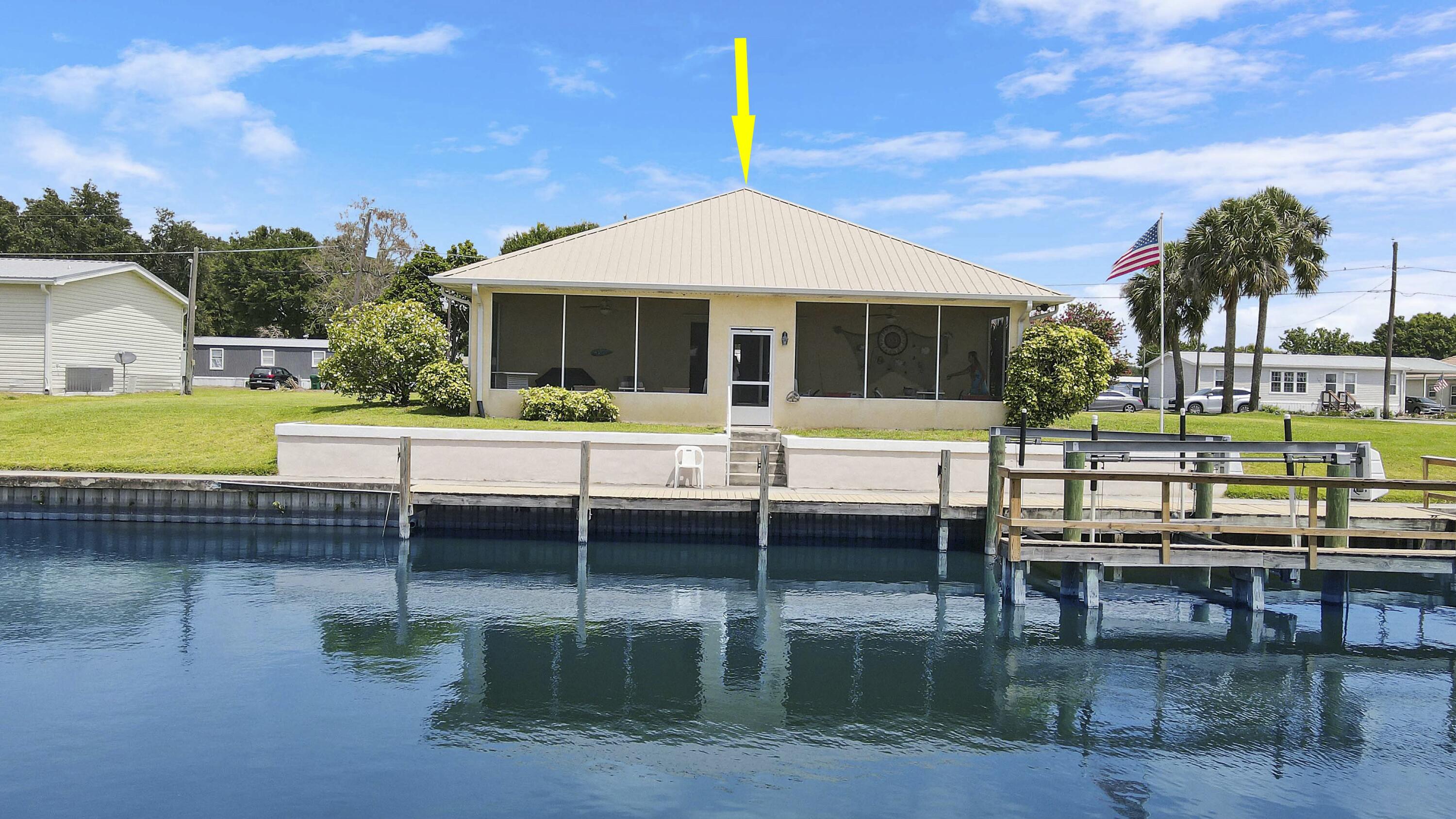 1914 Southeast 30th Street Okeechobee, FL 34974 - Photo 30 of 41 CBS Home with Screened Back Patio