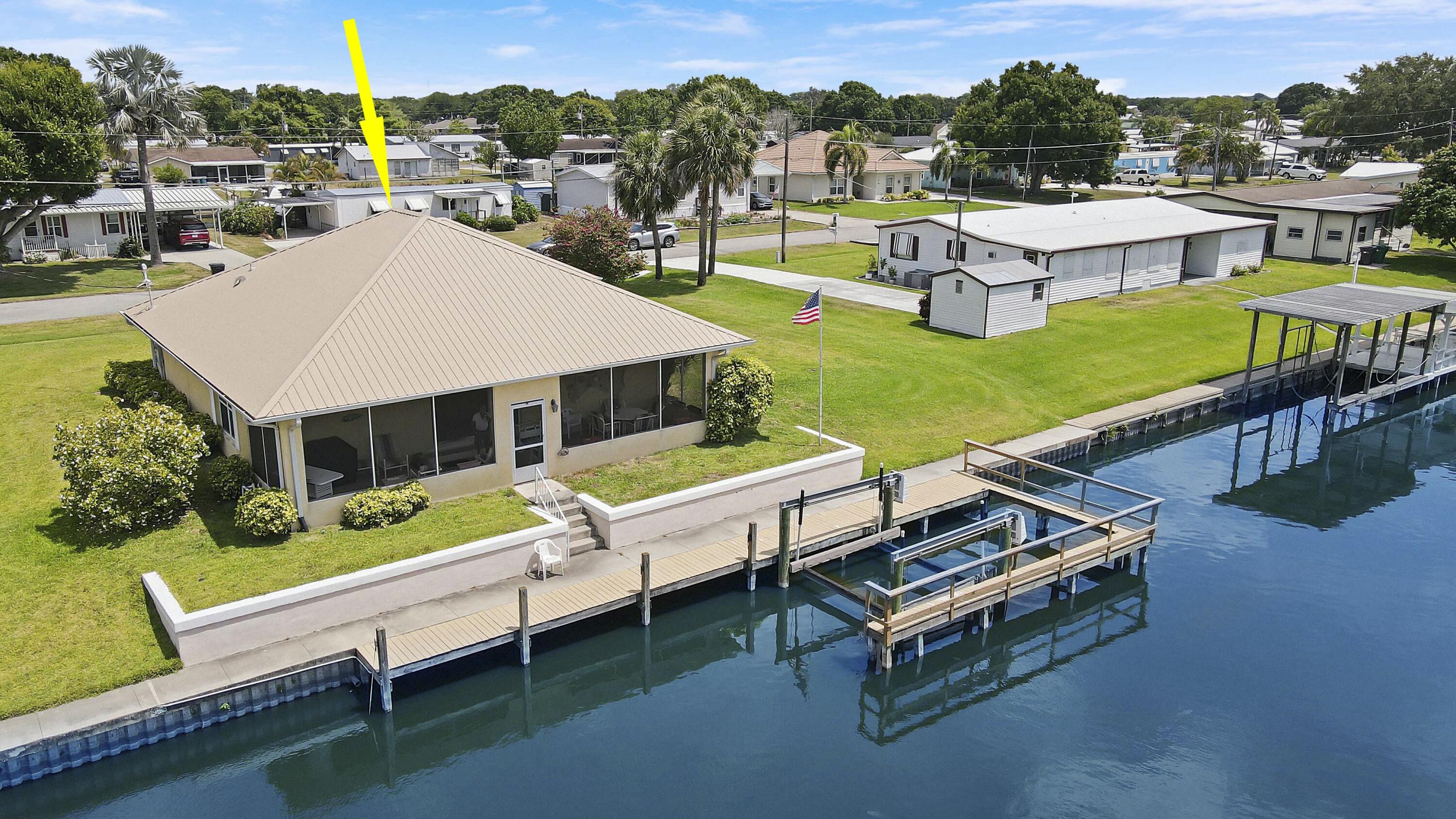 1914 Southeast 30th Street Okeechobee, FL 34974 - Photo 31 of 41 13,000 lb Lift