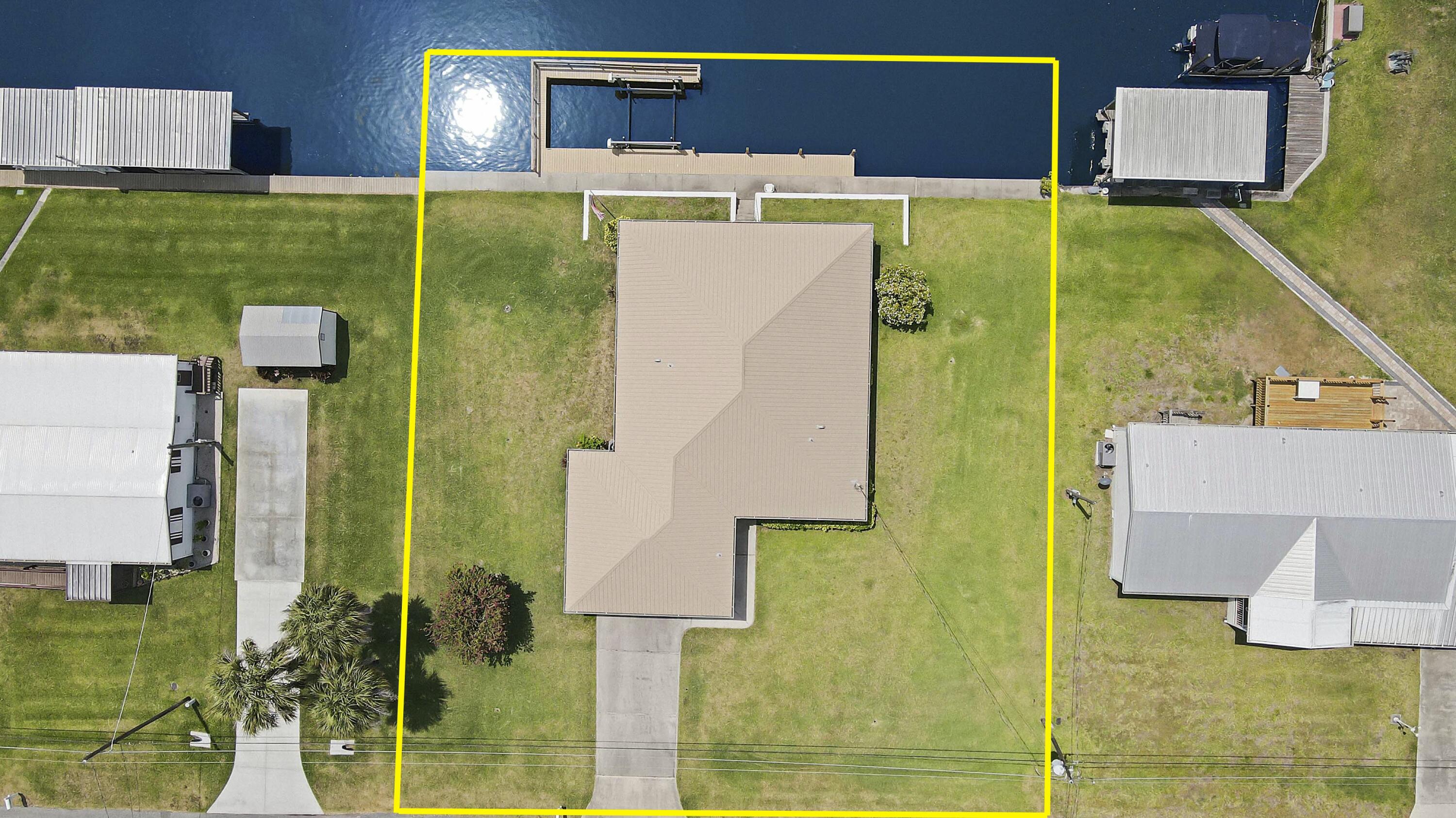 1914 Southeast 30th Street Okeechobee, FL 34974 - Photo 40 of 41 Great overhead Shot