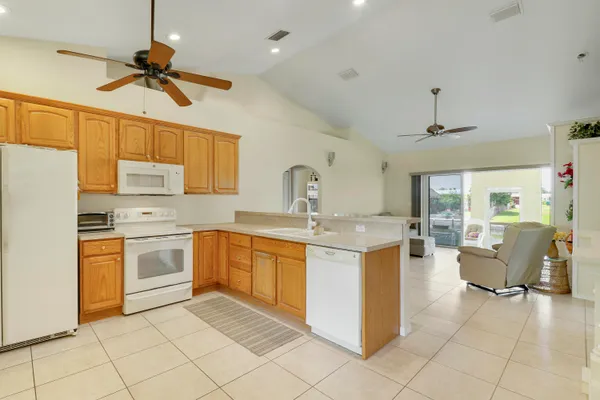 $450,000 | 1914 Southeast 30th Street, Okeechobee, FL 34974