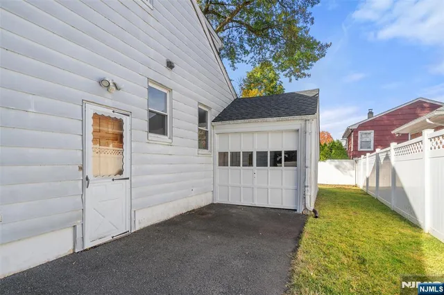 a view of house with a outdoor space