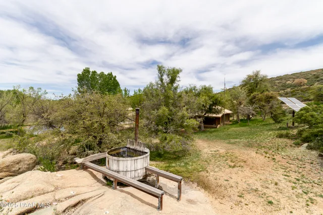 $1,757,000 | 1320 Grisby Road, Skull Valley, AZ 86338