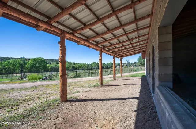$1,757,000 | 1320 Grisby Road, Skull Valley, AZ 86338
