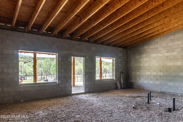 $1,757,000 | 1320 Grisby Road, Skull Valley, AZ 86338