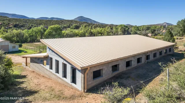 $1,757,000 | 1320 Grisby Road, Skull Valley, AZ 86338