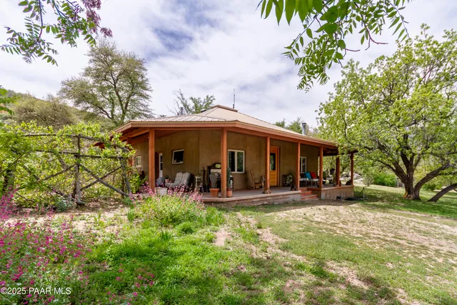 $1,757,000 | 1320 Grisby Road, Skull Valley, AZ 86338
