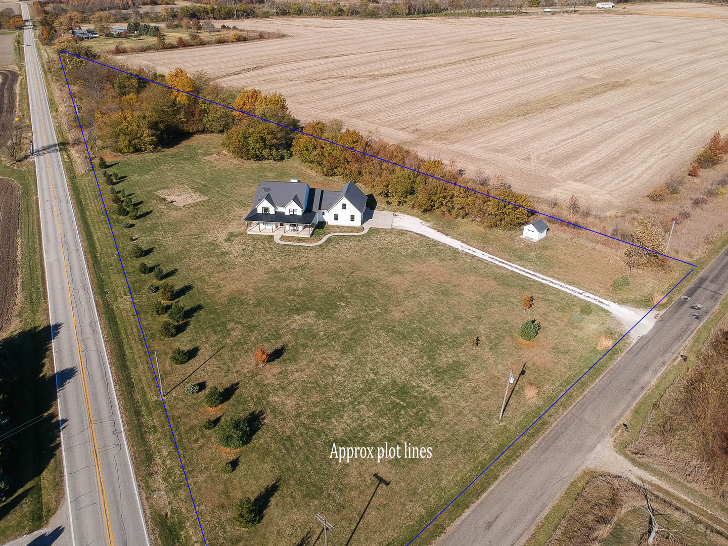 16658 North 200 East Road Danvers, IL 61732 - Photo 38 of 47 a view of a balcony with an outdoor space
