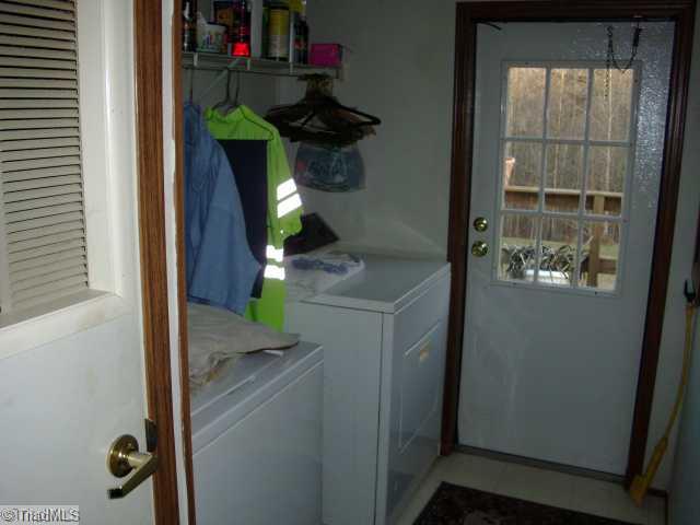 237 Atkinson Road Siloam, NC 27047 - Photo 14 of 16 Laundry Room.