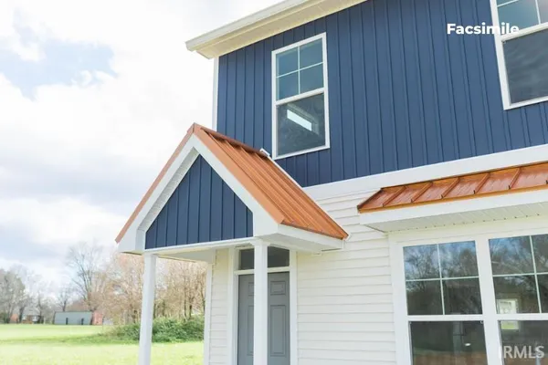 $249,000 | 7901 South Prestwick Drive, Newberry, IN 47449