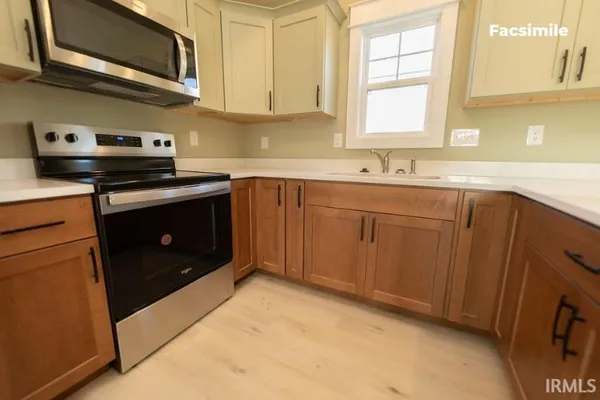 $249,000 | 7901 South Prestwick Drive, Newberry, IN 47449