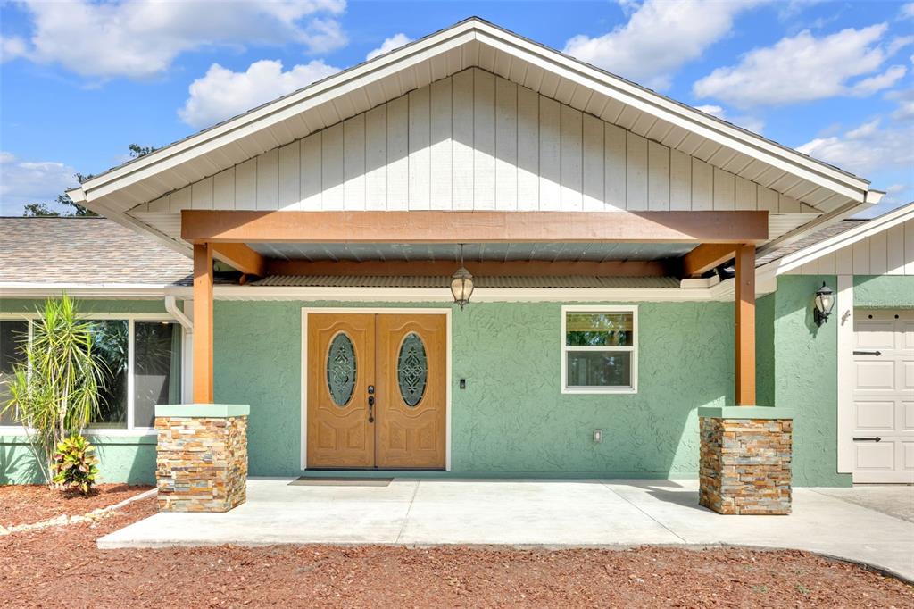 3535 Moores Lake Road Dover, FL 33527 - Photo 4 of 85 Craftsman-style home!