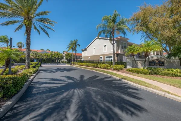 $500,000 | 933 Moscato Place, Palm Harbor, FL 34683