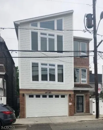 $3,100 | 491 South 10th Street, Newark, NJ 07103