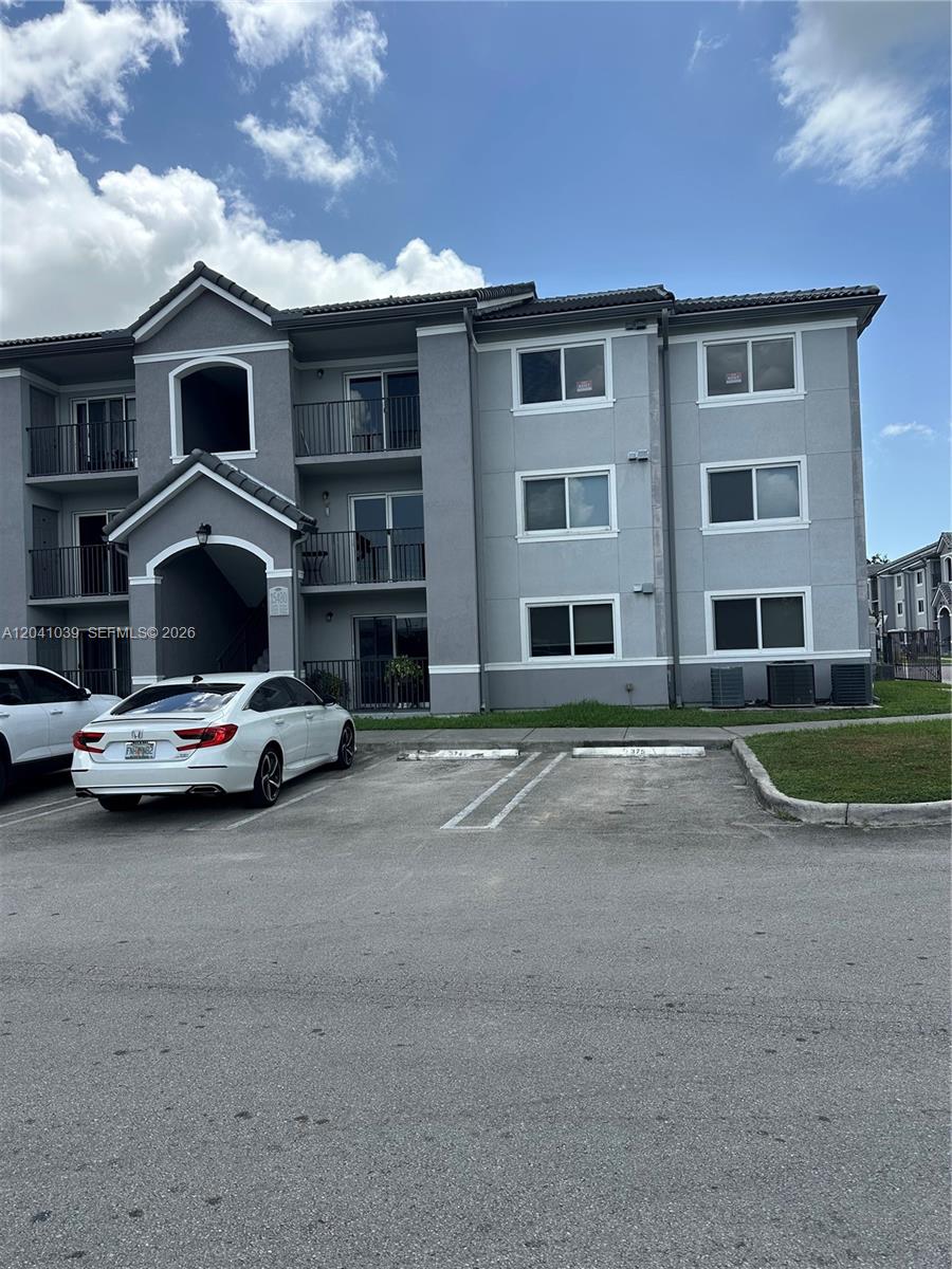 15480 Southwest 284th Street, Unit 2302 Homestead, FL 33033 - Photo 5 of 17