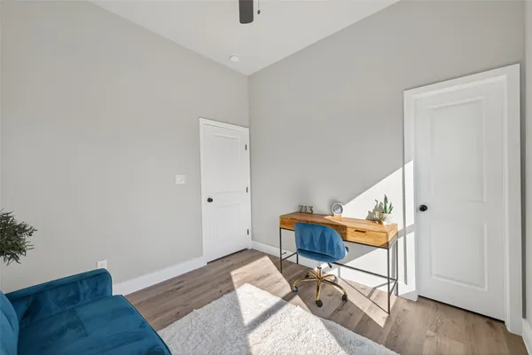 $2,750 | 4117 Yale Street, Houston, TX 77018
