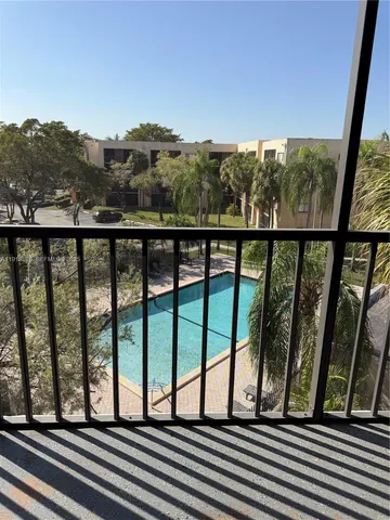 a view of a tennis court