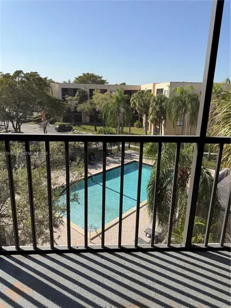 $2,350 | 8540 Southwest 133rd Avenue Road, Unit 407, Miami, FL 33183