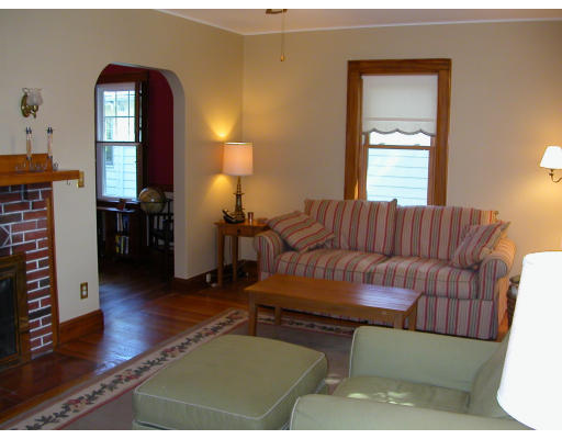 134 Newland Road Arlington, MA 02474 - Photo 9 of 10 Gallery Image 9