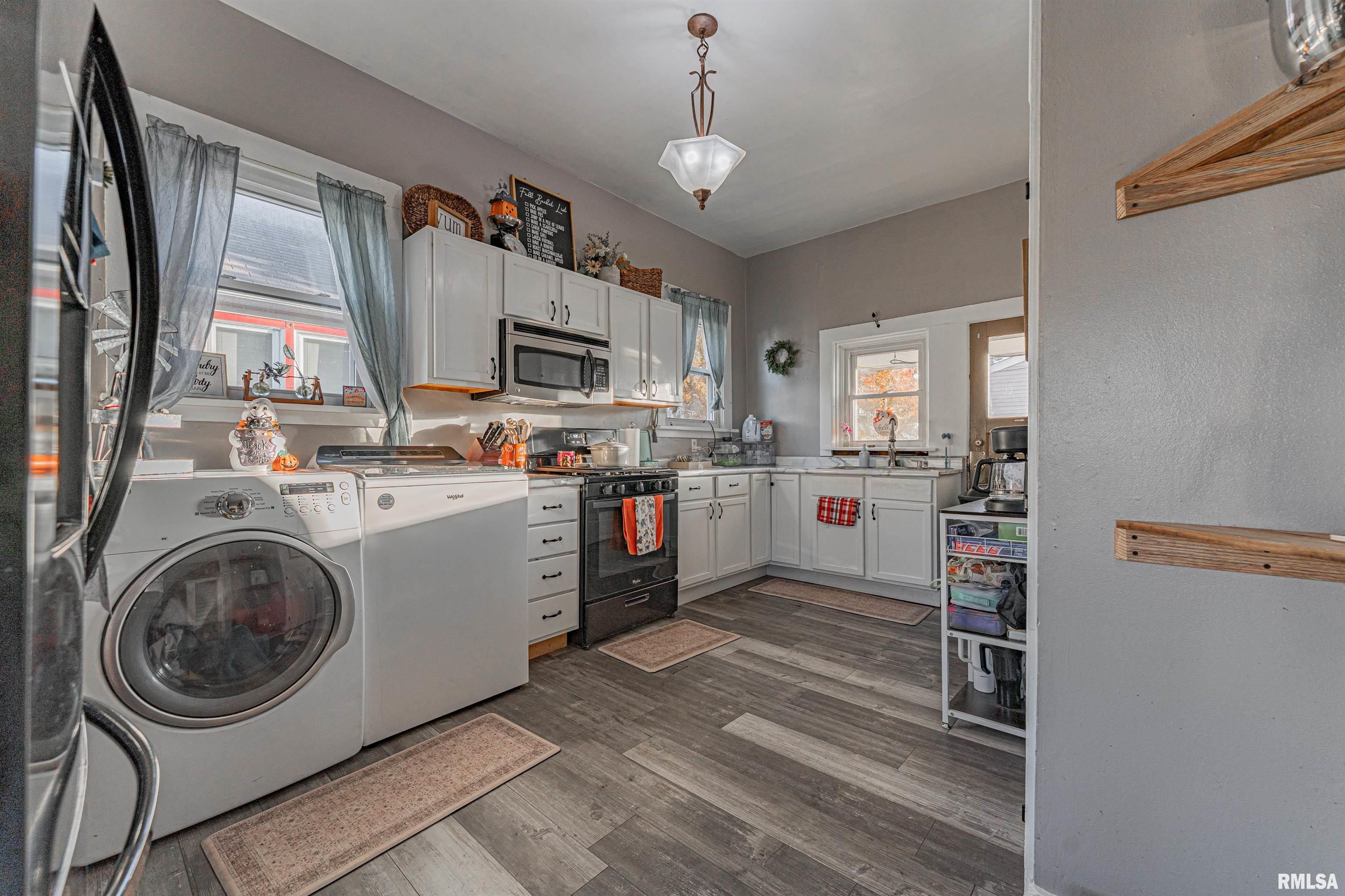 521 Decatur Street Lincoln, IL 62656 - Photo 8 of 25 Gallery Image 8