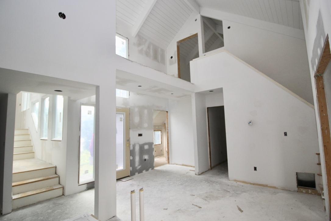 14 Lawrence Farm Road Woods Hole, MA 02543 - Photo 8 of 36 Living Area