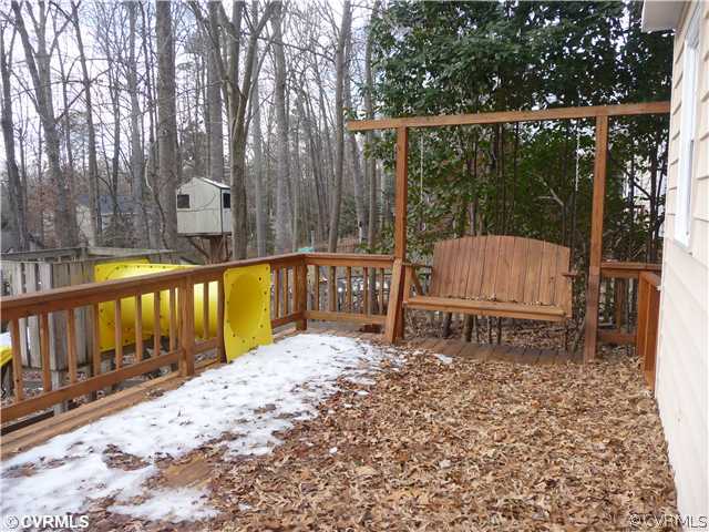 13811 Barnes Spring Road Midlothian, VA 23112 - Photo 12 of 12 a garden view with a seating space
