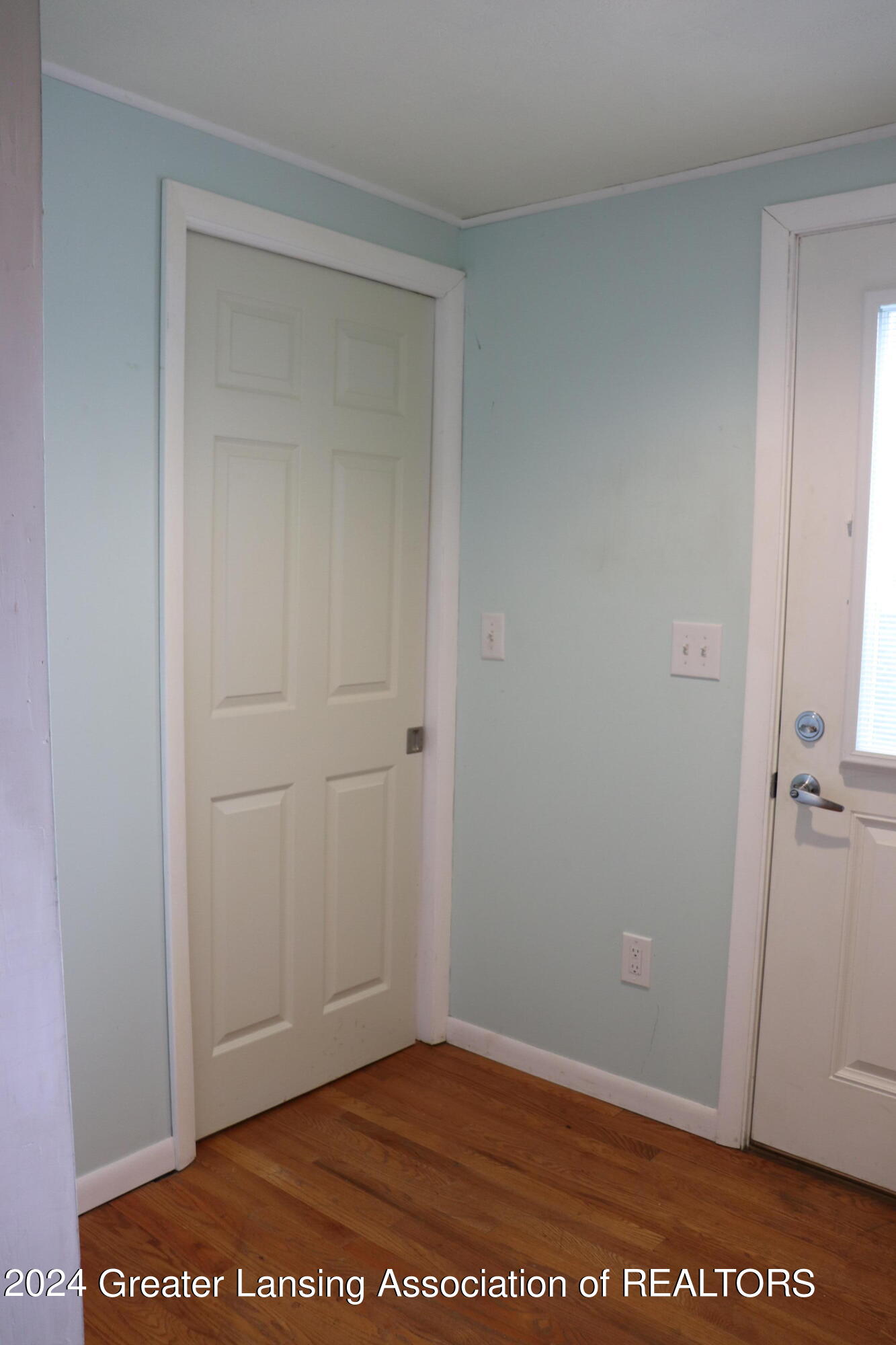 3707 East Clark Road Bath, MI 48808 - Photo 18 of 44 IMG_2956