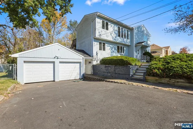 $779,000 | 59 Grove Avenue, East Hanover, NJ 07936