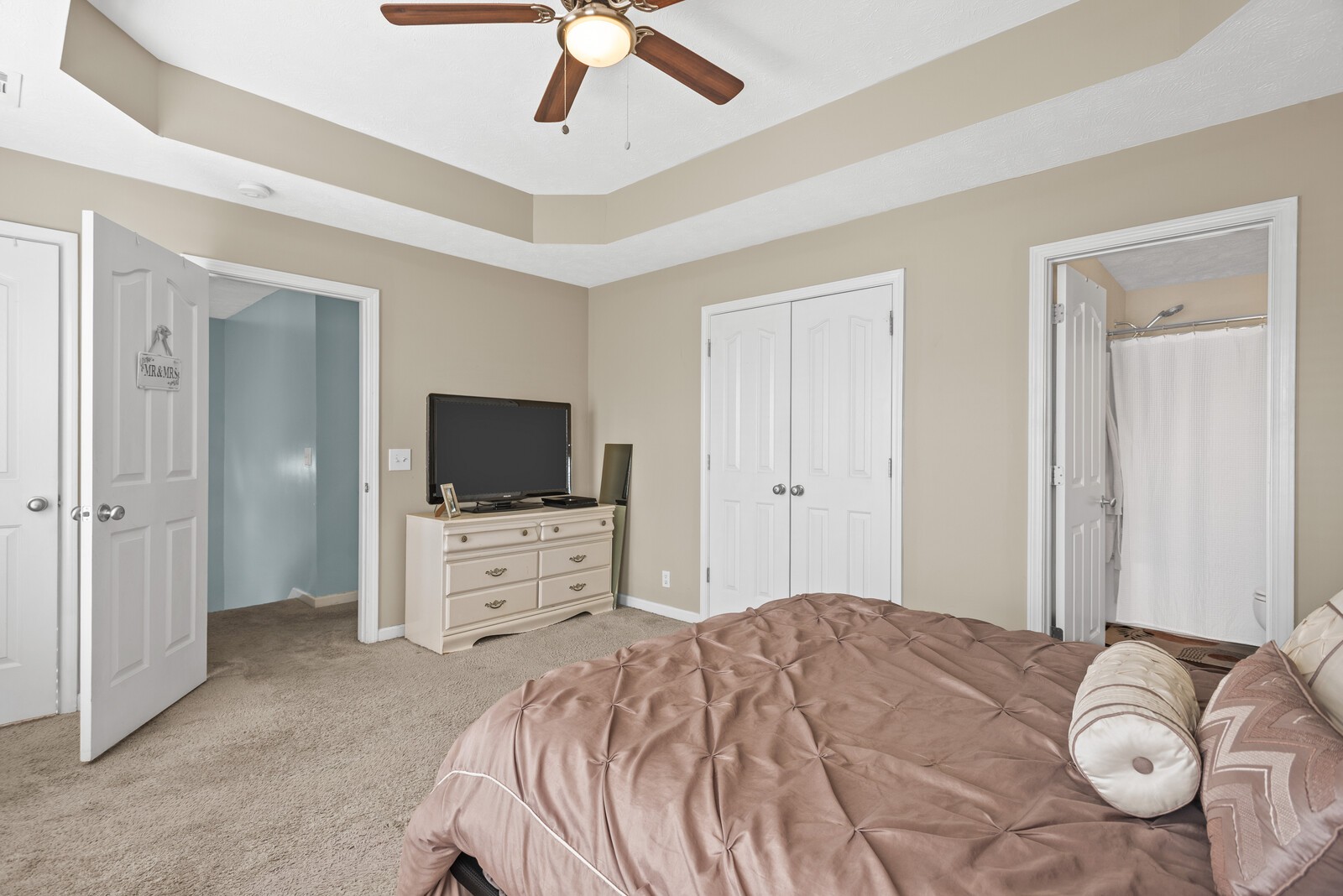 1413 Fall Parkway Murfreesboro, TN 37129 - Photo 27 of 51 a bedroom with a bed and a flat screen tv