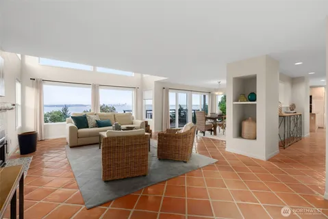 $1,790,000 | 10879 Bill Point Circle Northeast, Bainbridge Island, WA 98110