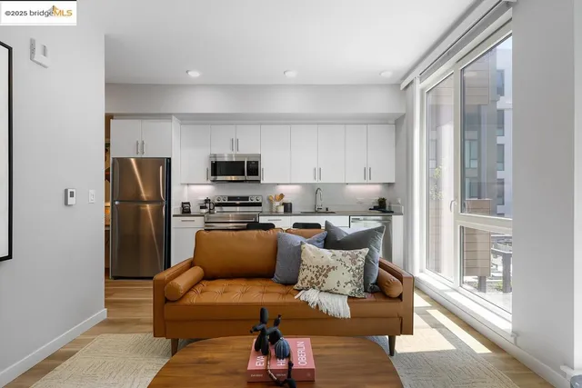 $418,000 | 260 Brooklyn Basin Way, Unit 415, Oakland, CA 94606