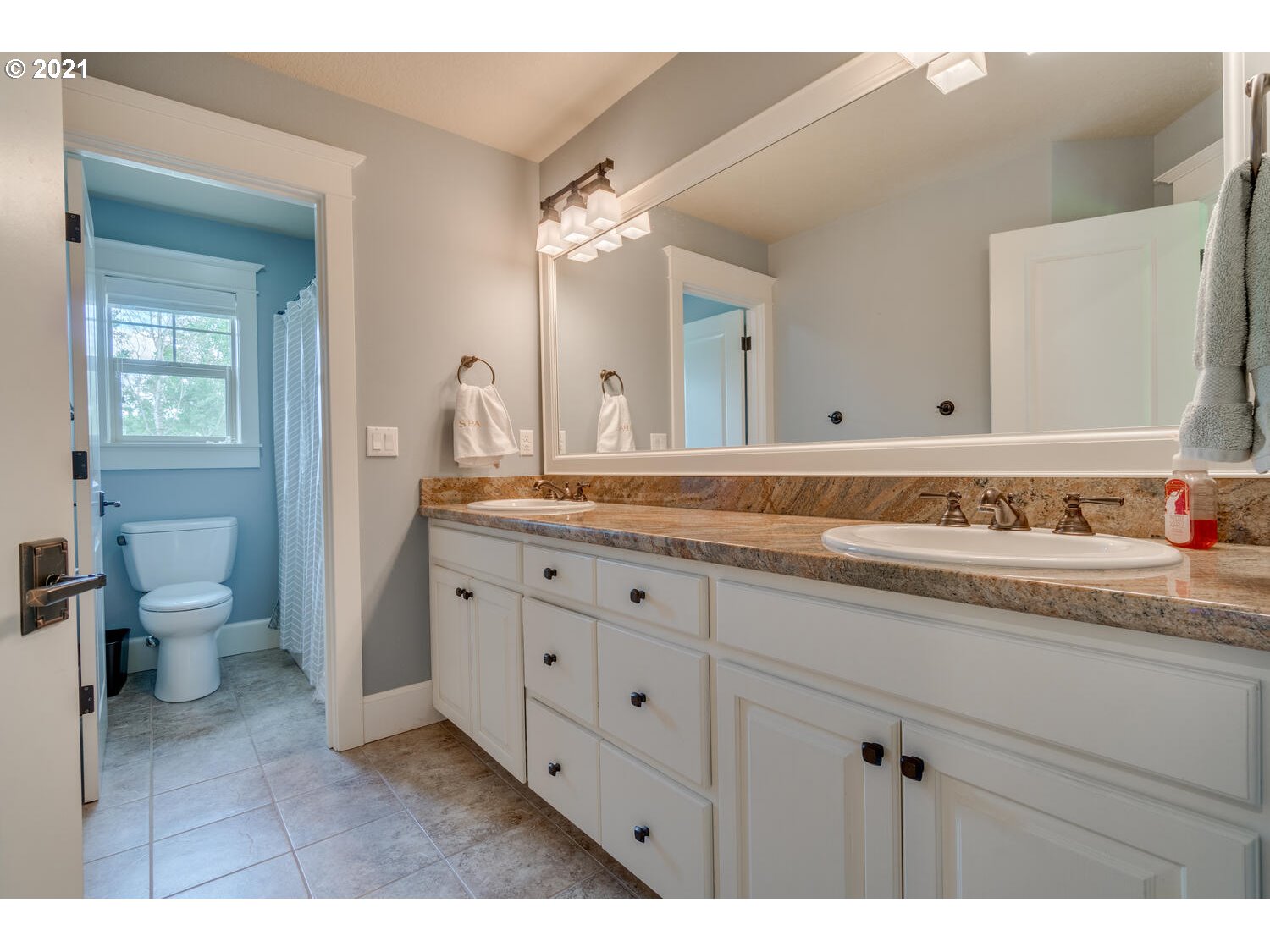 22711 Northeast 7th Court Ridgefield, WA 98642 - Photo 22 of 32