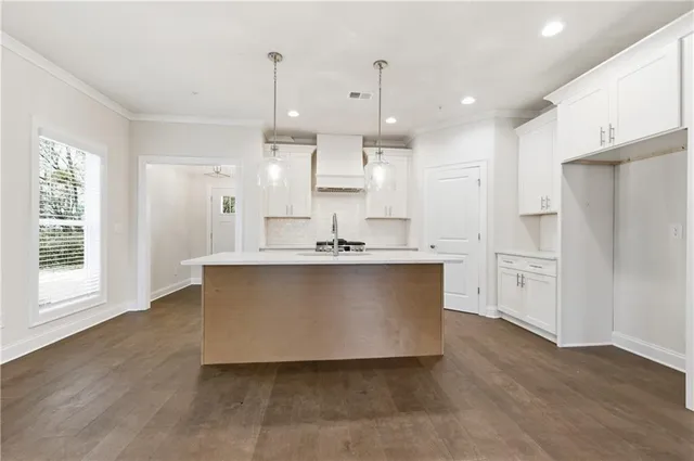 $675,000 | 184 Summit Avenue Southeast, Marietta, GA 30060