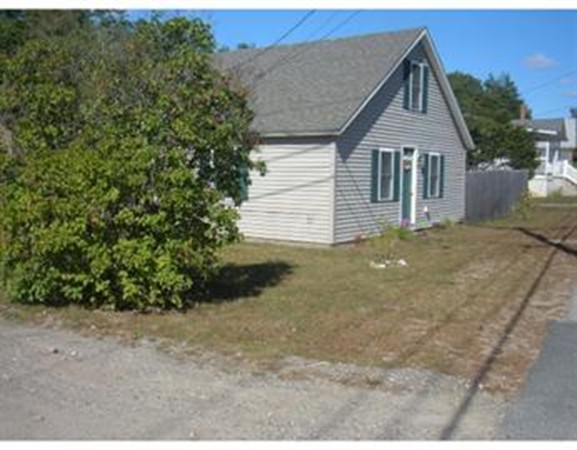 241 Marion Road Wareham, MA 02571 - Photo 4 of 9 Gallery Image 4