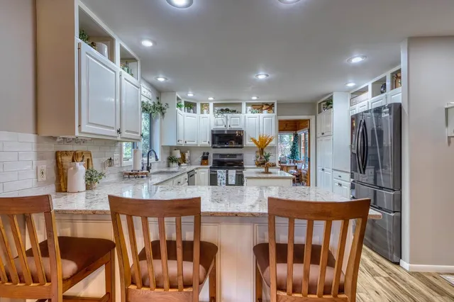 $649,900 | 16542 Ridge Rock Road, Hayward, WI 54843