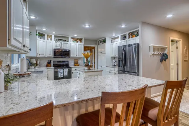 $649,900 | 16542 Ridge Rock Road, Hayward, WI 54843