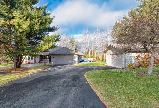 $649,900 | 16542 Ridge Rock Road, Hayward, WI 54843