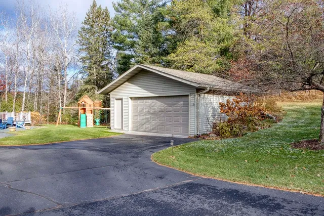 $649,900 | 16542 Ridge Rock Road, Hayward, WI 54843