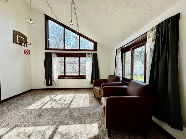 $395,000 | 560 Sir Lancelot Drive, Seymour, IN 47274
