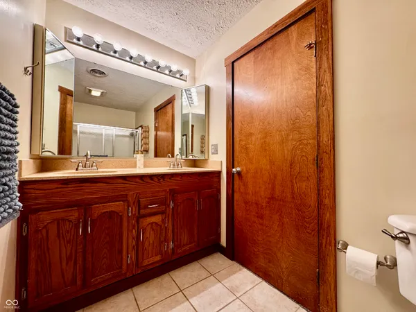 $395,000 | 560 Sir Lancelot Drive, Seymour, IN 47274