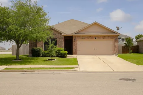 a view of outdoor space yard and garage