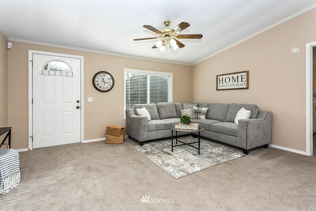 520 North Carpenter Road Snohomish, WA 98290 - Photo 5 of 25 a living room with furniture and a window