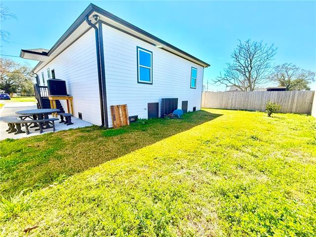 2420 Maureen Lane Meraux, LA 70075 - Photo 6 of 30