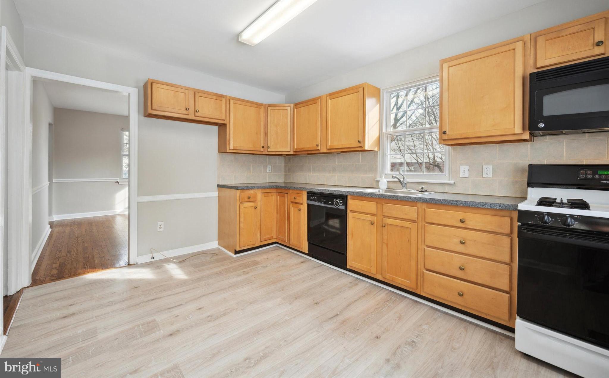 80 Rodmor Road Havertown, PA 19083 - Photo 17 of 26 Kitchen