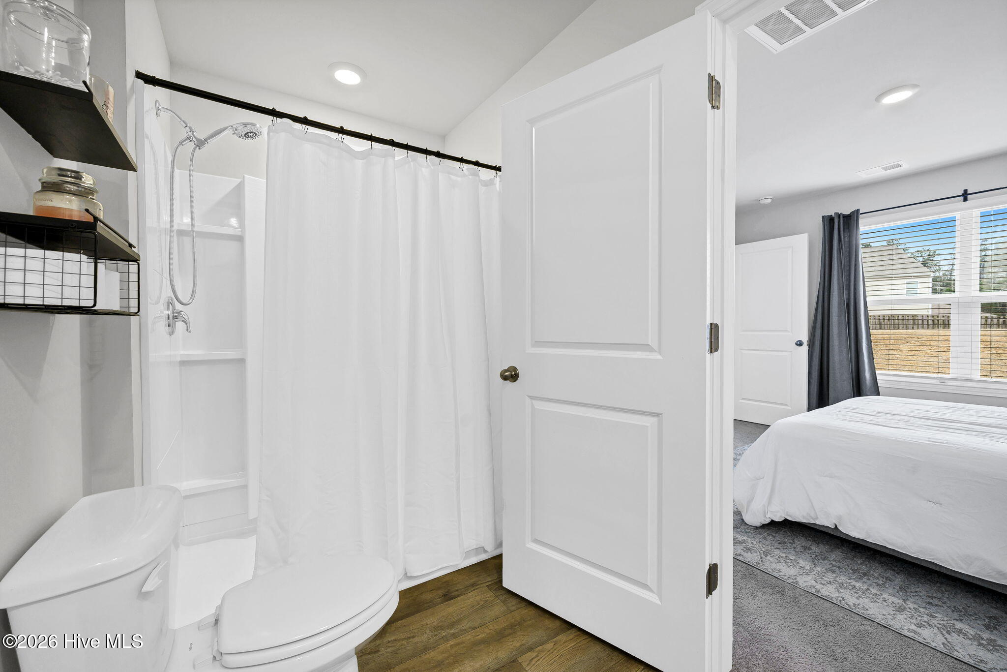 699 Buckeye Road Northeast Leland, NC 28451 - Photo 16 of 42 22-web-or-mls-Primary bath