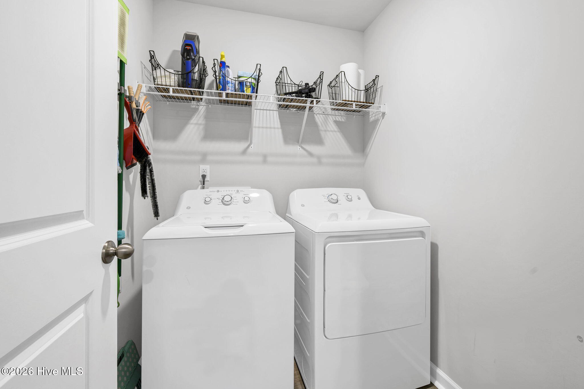 699 Buckeye Road Northeast Leland, NC 28451 - Photo 23 of 42 29-web-or-mls-Laundry