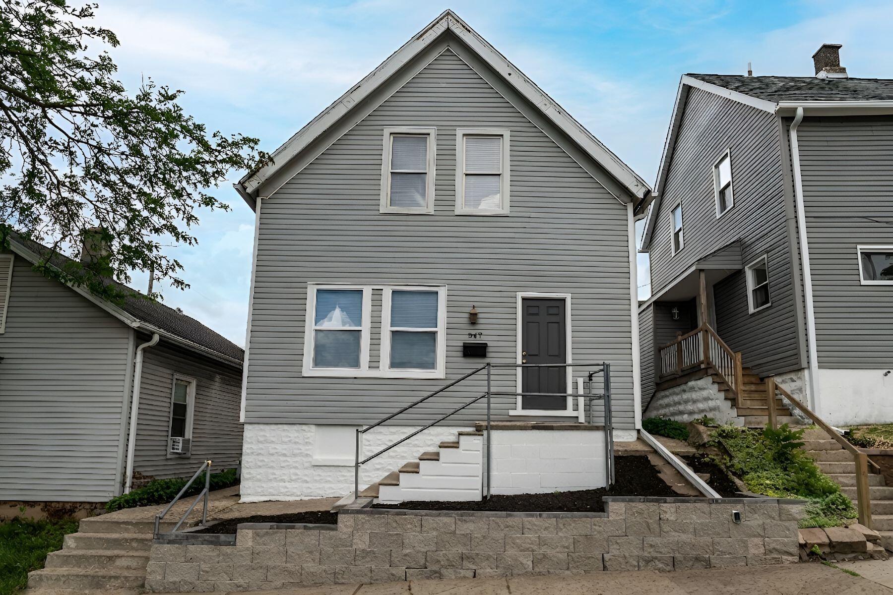 547 North 25th Street Milwaukee, WI 53233 - Photo 1 of 27 547 N. 25th Street