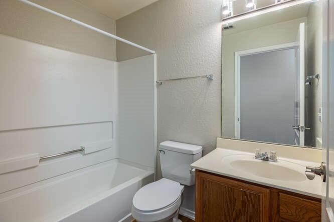 5717 Malarkey Road Del Valle, TX 78617 - Photo 14 of 17