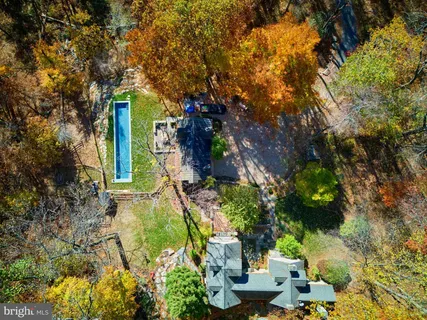 $2,395,000 | 5960 Honey Hollow Road, Doylestown, PA 18902